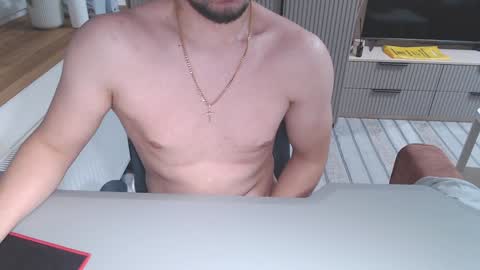 Snapshot of spb78 chatting on 12-08-24, 08:36 Art online show from 12-08-24, 08:36