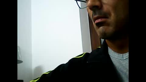 Snapshot of speed0800 chatting on 10-23-25, 09:24 Speed online show from 10-23-25, 09:24