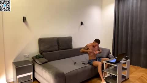 Alex online show from 10-07-25, 07:55