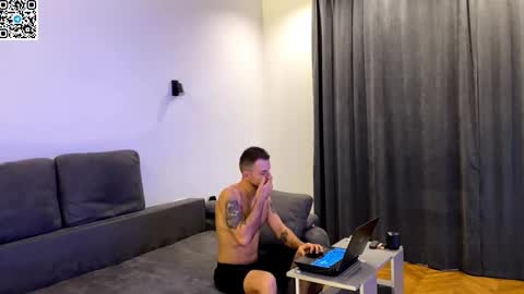 Alex online show from 11-12-25, 09:03