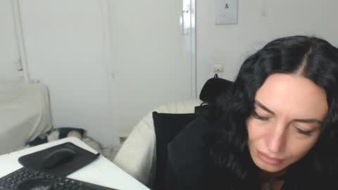 Carla online show from 02-03-25, 05:24