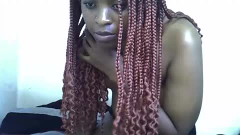 Snapshot of spiciey_ chatting on 02-18-26, 09:33 Spicy online show from 02-18-26, 09:33