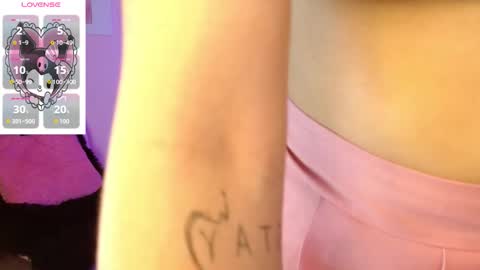 scarlett online show from 10-23-25, 01:21