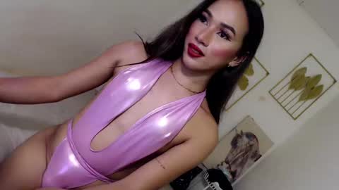Alora online show from 01-14-25, 04:40
