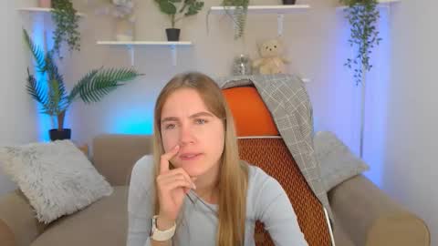 spicy_lexi online show from 09-19-25, 06:59