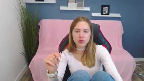 spicy_lexi online show from 10-07-25, 06:43