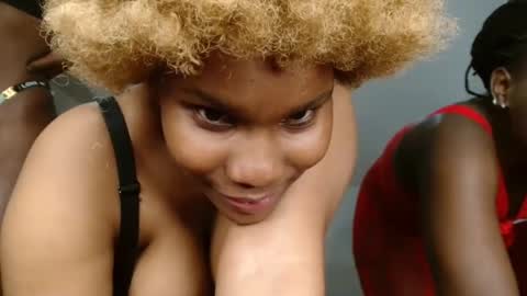 Snapshot of spicy_suzzy chatting on 10-14-25, 11:05 Spicy online show from 10-14-25, 11:05