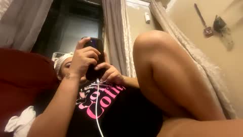 spicymami29 online show from 09-27-25, 08:41