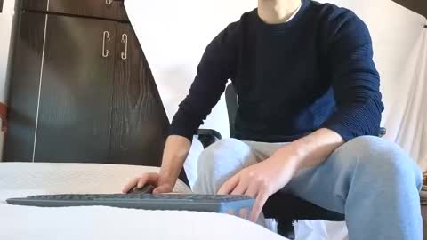 Snapshot of spider_0090 chatting on 10-08-25, 09:29 Marco. When Im offline you can view premium content in bio online show from 10-08-25, 09:29