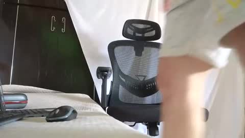 Snapshot of spider_0090 chatting on 10-17-25, 09:23 Marco. When Im offline you can view premium content in bio online show from 10-17-25, 09:23