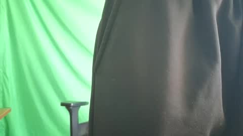 Marco. When Im offline you can view premium content in bio online show from 01-15-26, 02:54