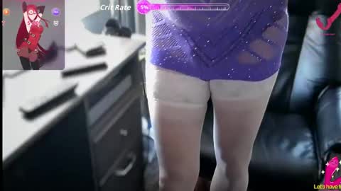 Snapshot of spiffy523 chatting on 11-24-25, 06:51 stephanie online show from 11-24-25, 06:51