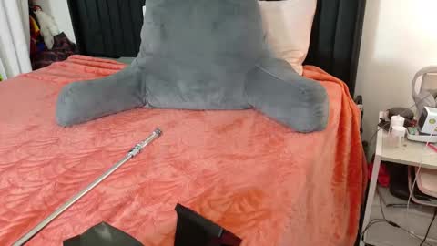 Snapshot of spikedbella chatting on 11-06-25, 10:54 SpikedBella Same on all socials and OF online show from 11-06-25, 10:54