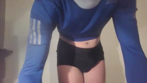 Snapshot of splafy chatting on 03-08-26, 08:01 ellie online show from 03-08-26, 08:01