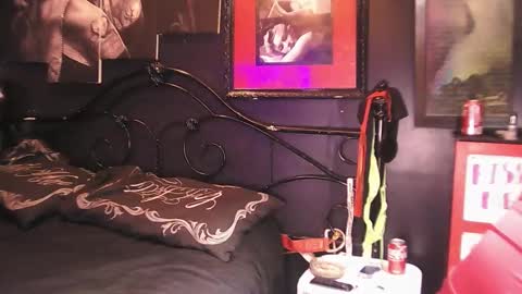 Daddy  His Splash Queen online show from 12-17-25, 08:20