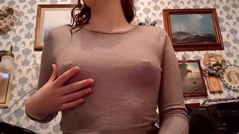 Snapshot of spoiledprincess4 chatting on 02-21-25, 04:07 spoiledprincess4 online show from 02-21-25, 04:07