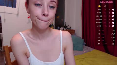 Snapshot of spoilme_gently chatting on 10-28-25, 04:42 Abby online show from 10-28-25, 04:42