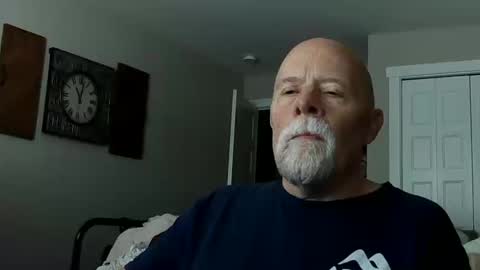 Snapshot of sportfish chatting on 10-11-25, 06:06 sportfish online show from 10-11-25, 06:06