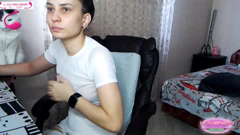 Snapshot of sports_woman5 chatting on 02-03-26, 08:19 Tips are the best compliment to a woman online show from 02-03-26, 08:19