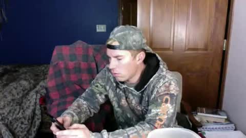 Snapshot of spun_redneck chatting on 01-07-26, 12:02 Spun Redneck online show from 01-07-26, 12:02