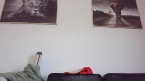 Snapshot of spyco82 chatting on 01-04-25, 11:54 spyco82 online show from 01-04-25, 11:54