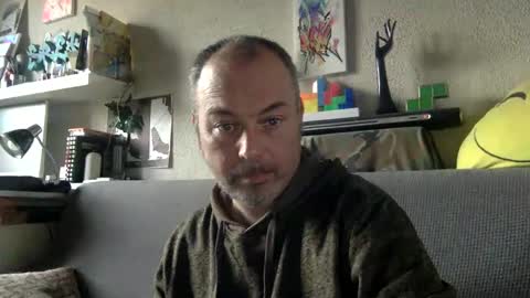 Snapshot of srekos38 chatting on 01-12-25, 10:23 srekos38 online show from 01-12-25, 10:23