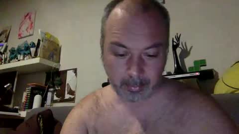 Snapshot of srekos38 chatting on 01-14-25, 01:47 srekos38 online show from 01-14-25, 01:47