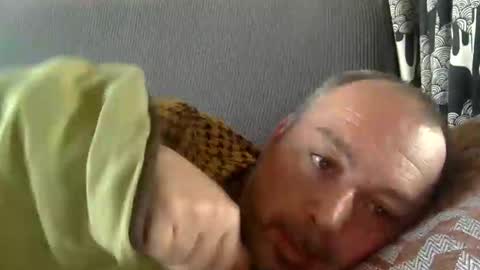 Snapshot of srekos38 chatting on 02-20-25, 12:15 srekos38 online show from 02-20-25, 12:15