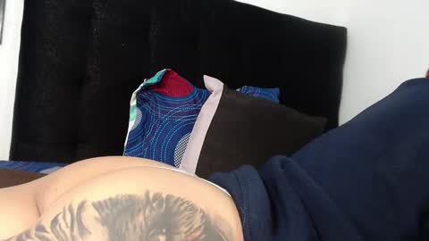 Snapshot of srta_luciana chatting on 03-11-26, 12:11 . . online show from 03-11-26, 12:11