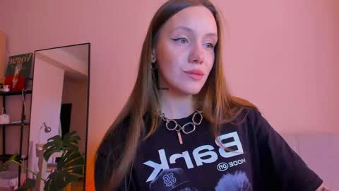 Snapshot of sshawty chatting on 04-16-26, 11:44 Anni if Im offline for a long time Im depressed feel free to support me offline online show from 04-16-26, 11:44