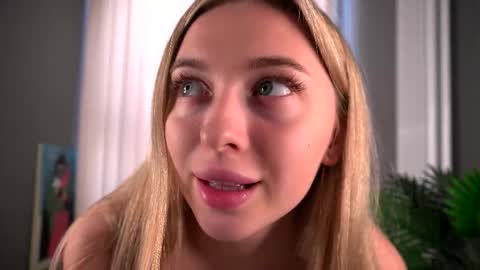 Kate online show from 10-04-25, 08:12