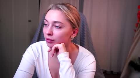 Kate online show from 11-18-25, 02:54