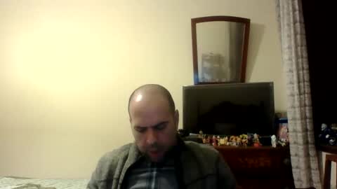 Snapshot of sstrasser chatting on 01-12-25, 11:04 ShYgUy online show from 01-12-25, 11:04