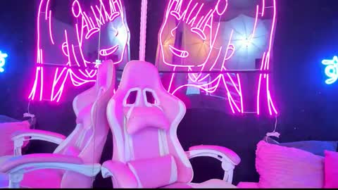 staarlightt online show from 10-13-25, 09:26