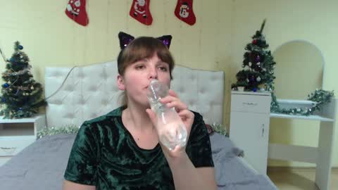 Stacey online show from 01-10-25, 01:20