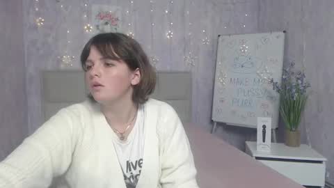 Snapshot of staceylex chatting on 10-08-25, 06:11 Stacey online show from 10-08-25, 06:11