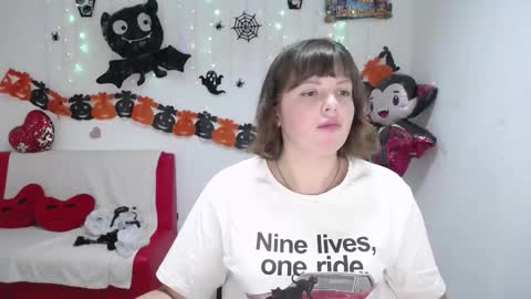 Snapshot of staceylex chatting on 11-02-25, 06:27 Stacey online show from 11-02-25, 06:27