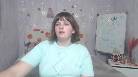 Snapshot of staceylex chatting on 11-18-25, 06:29 Stacey online show from 11-18-25, 06:29