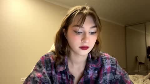 Elli online show from 02-19-26, 03:08