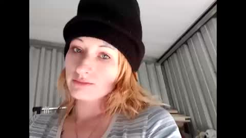 Snapshot of stacisavige chatting on 01-02-25, 04:56 Sinserity online show from 01-02-25, 04:56