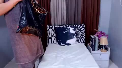 Snapshot of stacy_malena chatting on 01-17-25, 09:17 stacy_malena online show from 01-17-25, 09:17