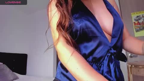 TWstacymalibu110 online show from 10-26-25, 04:46