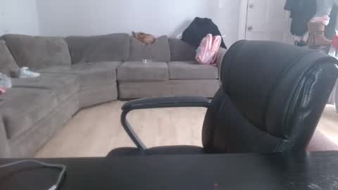 Stacy Banks online show from 02-06-25, 02:15