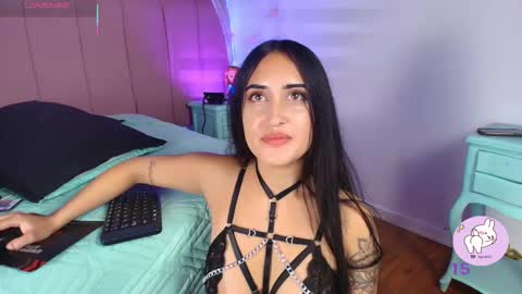 Snapshot of stacymaliibu chatting on 10-22-25, 12:38 Stacy online show from 10-22-25, 12:38