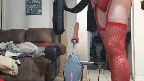 Snapshot of stacytasteme chatting on 12-29-24, 03:44 Submissive Slut LOVES adoration online show from 12-29-24, 03:44