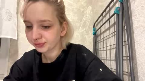 Emma online show from 02-23-26, 06:49