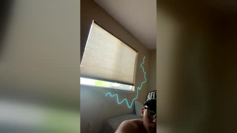 Snapshot of stanlygsm10 chatting on 04-04-26, 09:34 stanlygsm10 online show from 04-04-26, 09:34