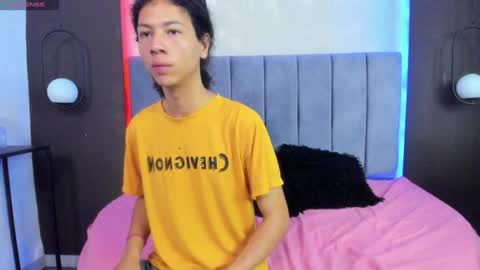 Snapshot of star_and_lippe chatting on 12-18-24, 03:37 Star and Lippe online show from 12-18-24, 03:37