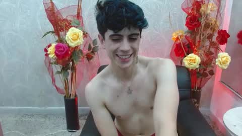 Snapshot of star_boyx chatting on 03-10-25, 11:38 star_boyx online show from 03-10-25, 11:38