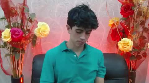 Snapshot of star_boyx chatting on 03-11-25, 08:20 star_boyx online show from 03-11-25, 08:20